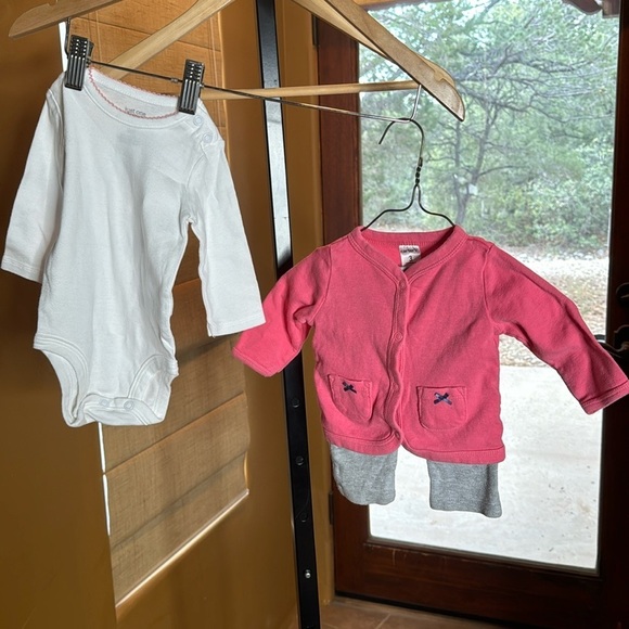 Carter's Little Layette 3 Piece Set Cardigan Pants Onesie Size 3 Mths - Picture 1 of 9